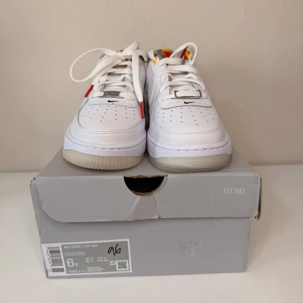 Nike Kids Sneakers White with Multicolor Accents